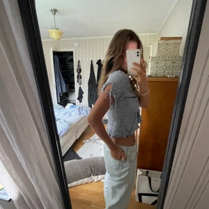 Topp  - Snygg topp från zara nyskick