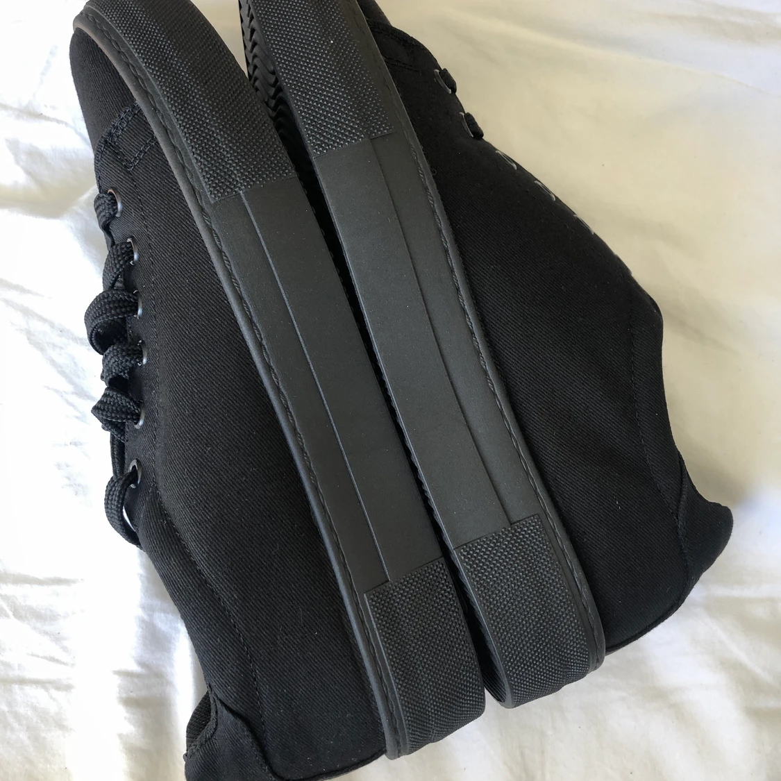 Svarta skor från Asos - 90