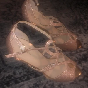 Klackar  - Nya aldrig andvända 