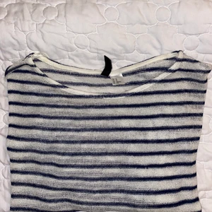 Meshtröja XS - En fin meshtröja i storlek XS. Använd ett fåtal gånger! 