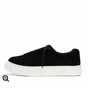 Eytys 💕 - Hej jag har ett par eytys med snörning som är storlek 39! Jag skulle gärna vilja byta dessa mot ett par i samma modell fast utan snörningen! Hör gärna av er ifall ni har lust, byta 💕❤️💕 de är i bra skick!💕