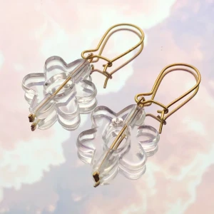 Bloom - örhängen  - små dainty, handgjorda örhängen 