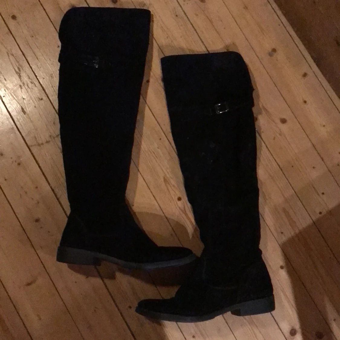 Över knä mocka stövel strl 41