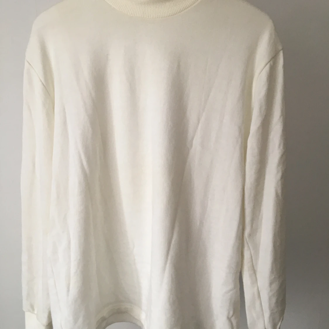 Vit långärmad tröja - 90