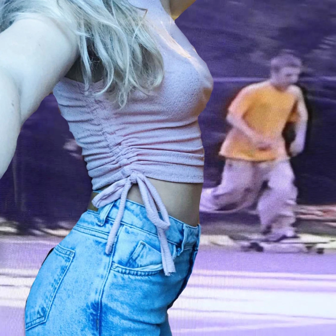 Babypink croptop med skörning