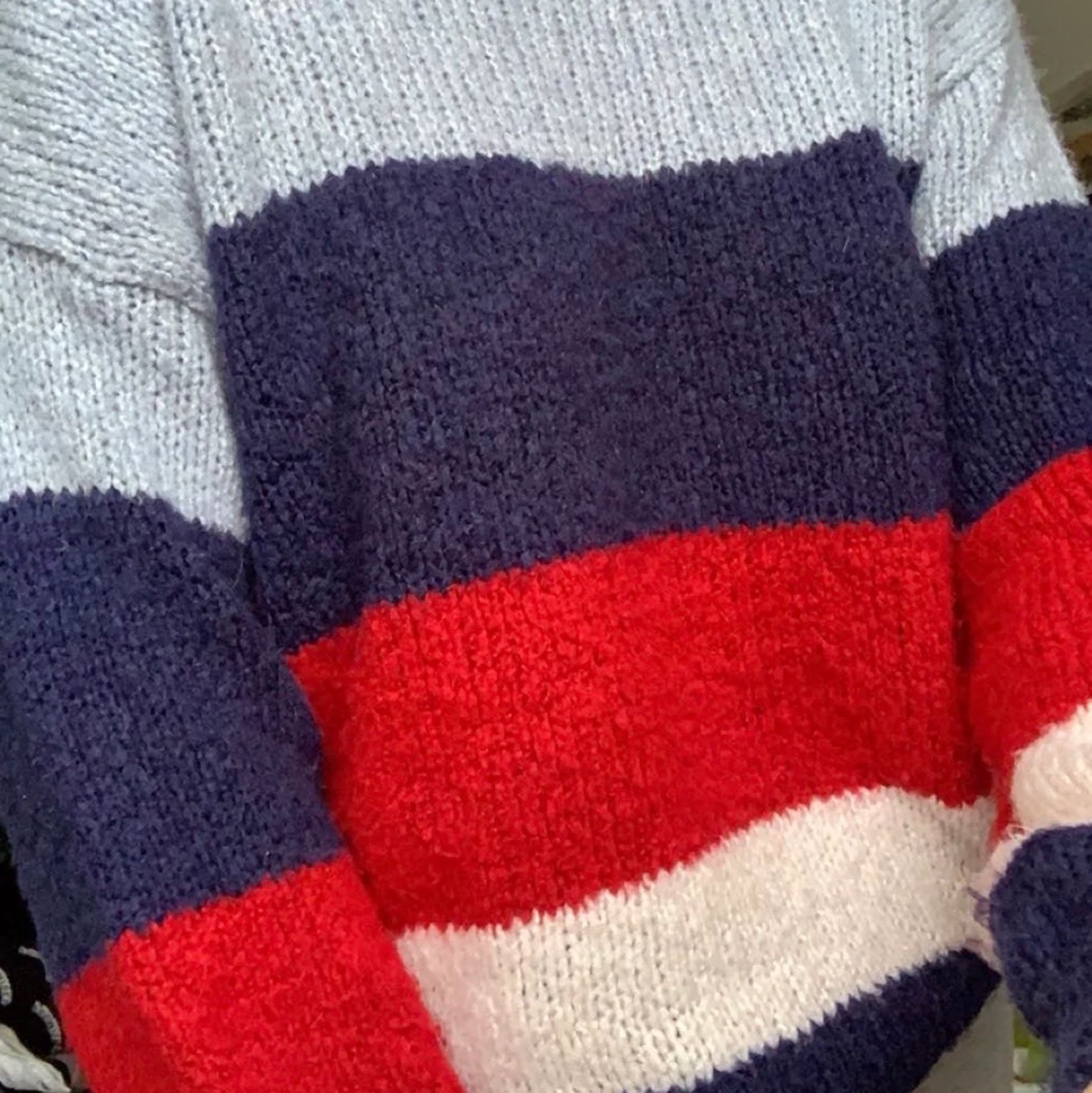 FB sister knitwear stickad