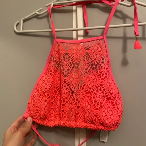 Bikiniöverdel - En bikiniöverdel som är helt nytvättad, köparen står för frakten❤️