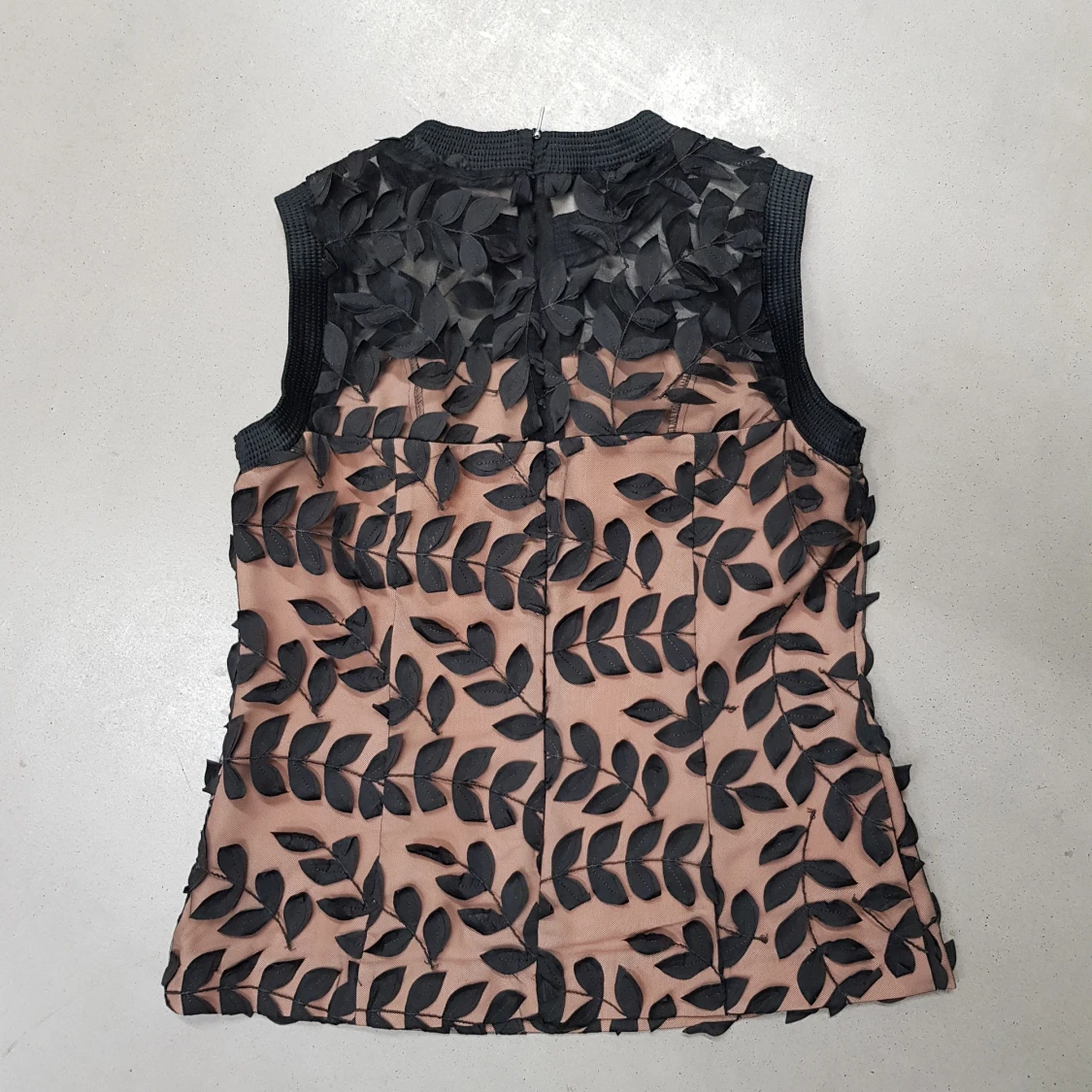 Blus svart, storlek 38 - 90