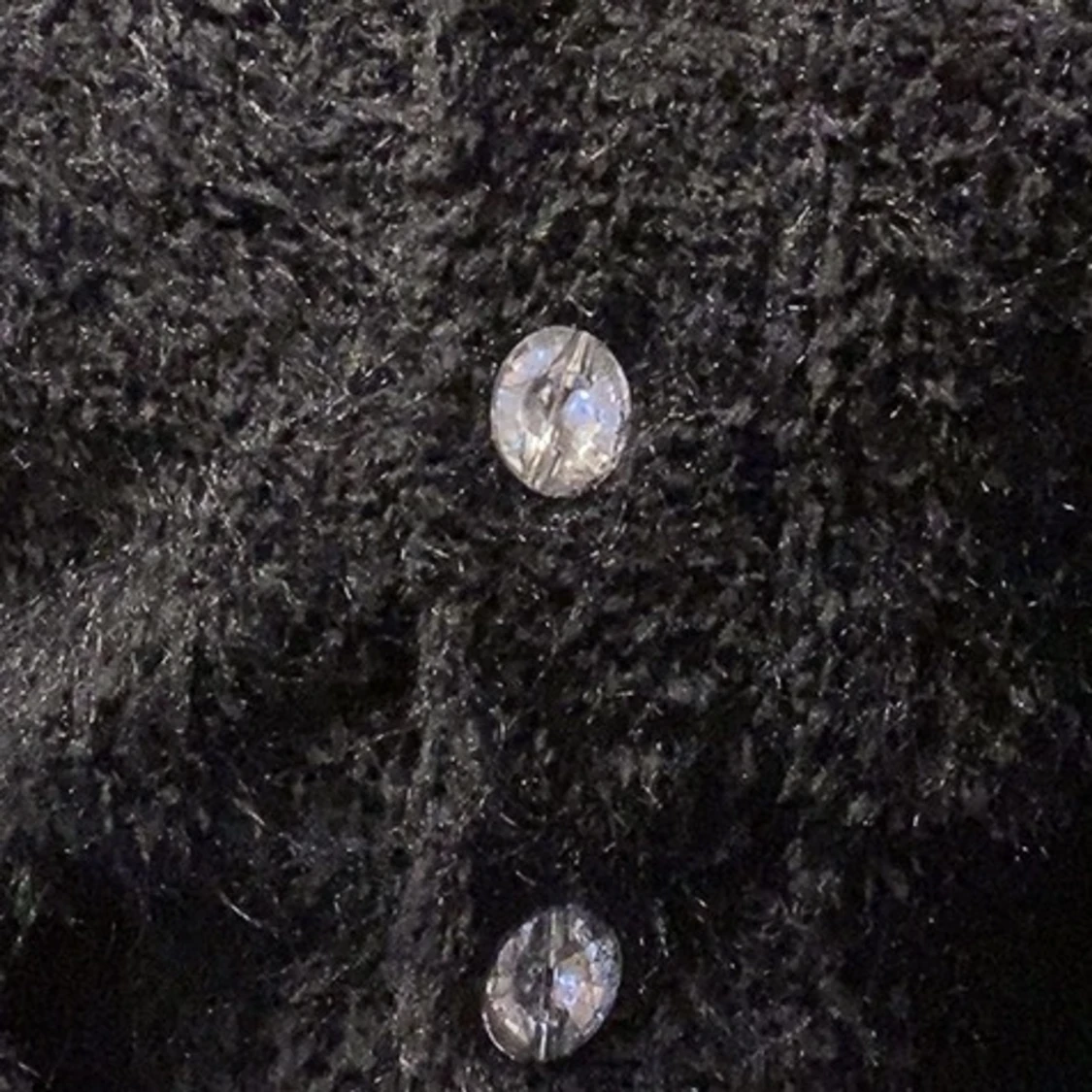 Furry svart kofta med diamanter - 91