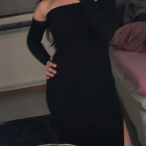 Klänning  - Fin klänning, köpt för 299kr