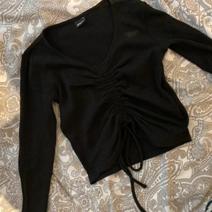 Tröja  - Knappt använd 