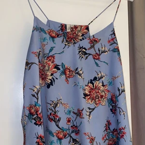 Nelly linne - Säljer mitt nästan helt oanvända linne ifrån Nelly 