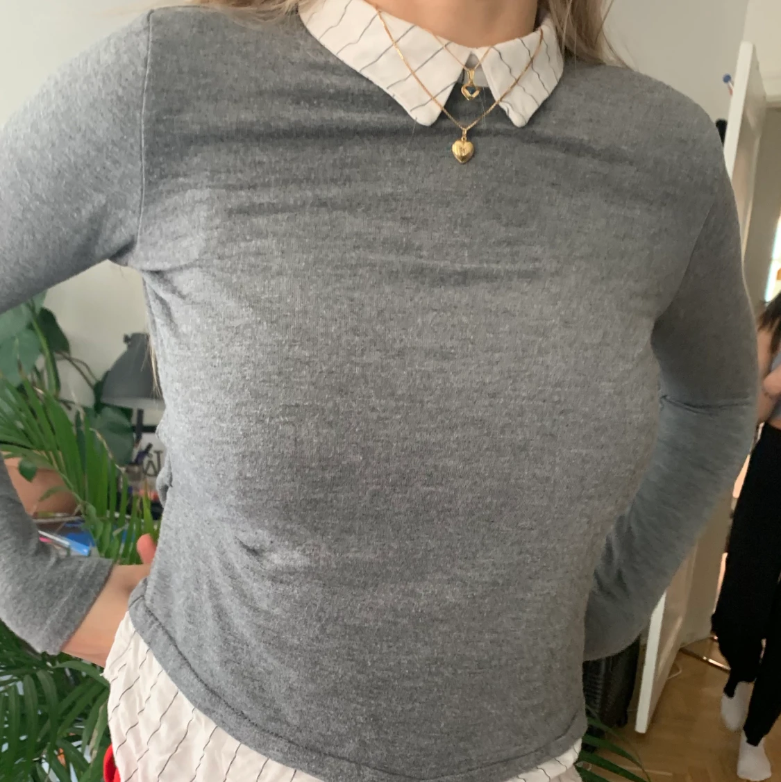 Grå tröja - 91