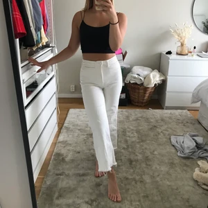 Vita jeans - Snygga vita jeans i storlek 36