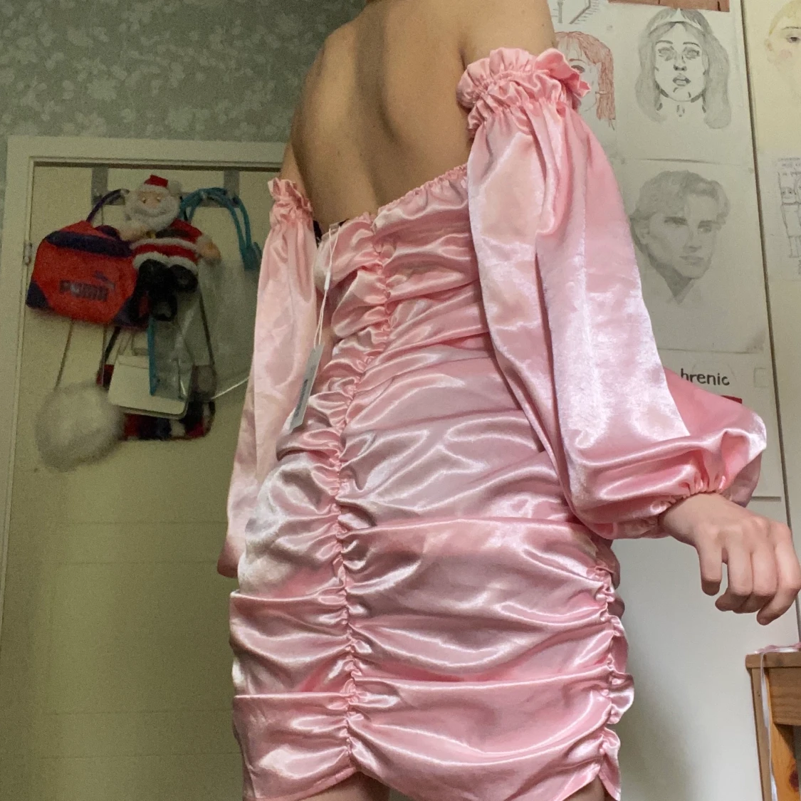 Rosa silkesklänning - 91