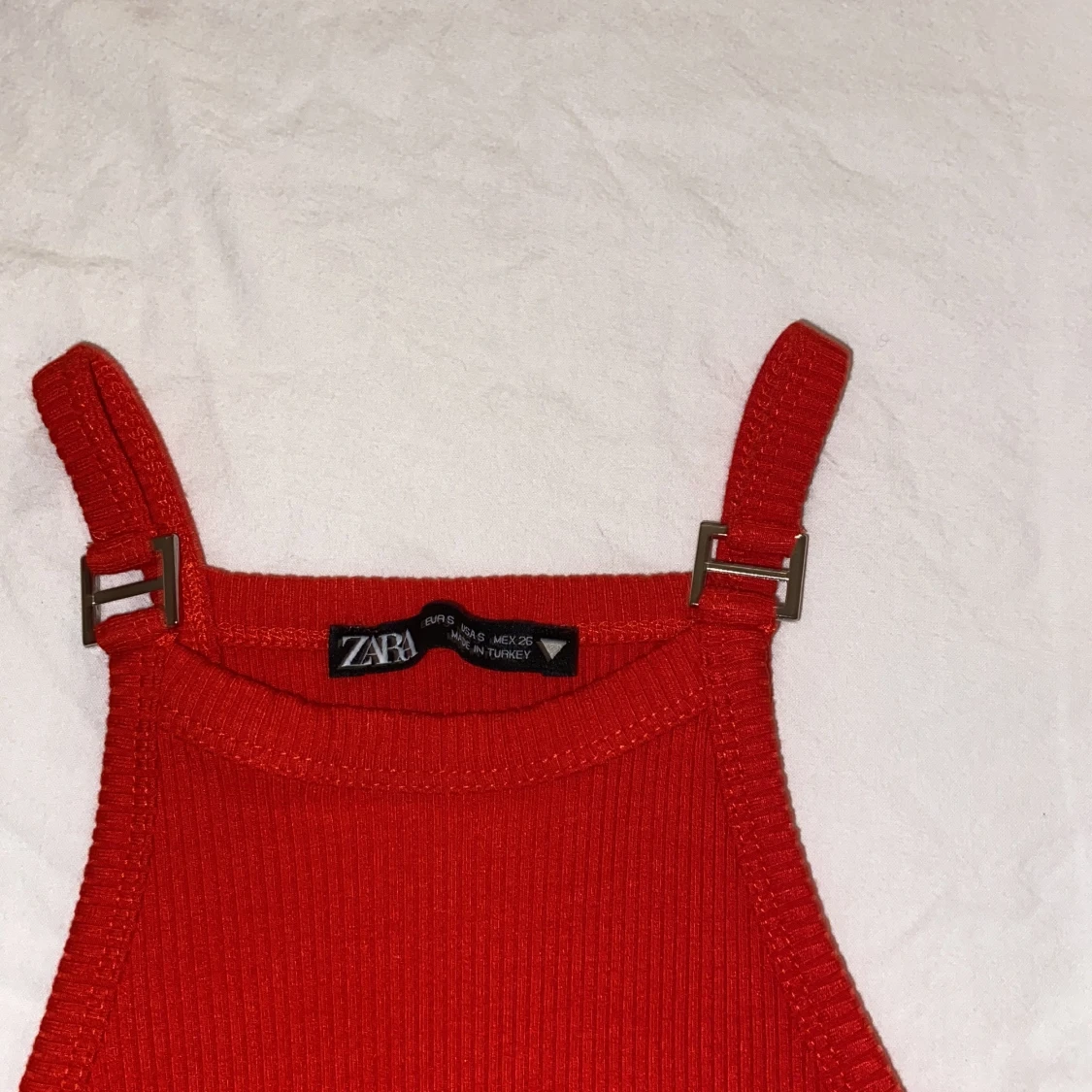 Rött zara linne  - 91