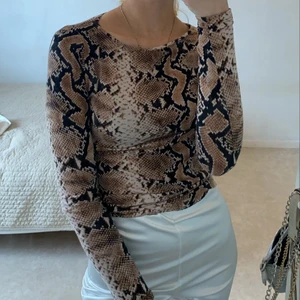 Tröja  - Snake-tröja 