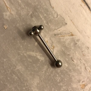 Tung piercing  - Tungpiercing 