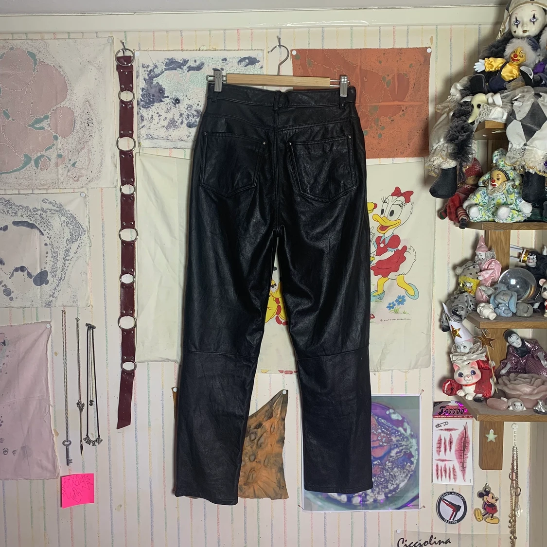 SVARTA LÄDER / SKINNBYXOR, strl S-M - 90