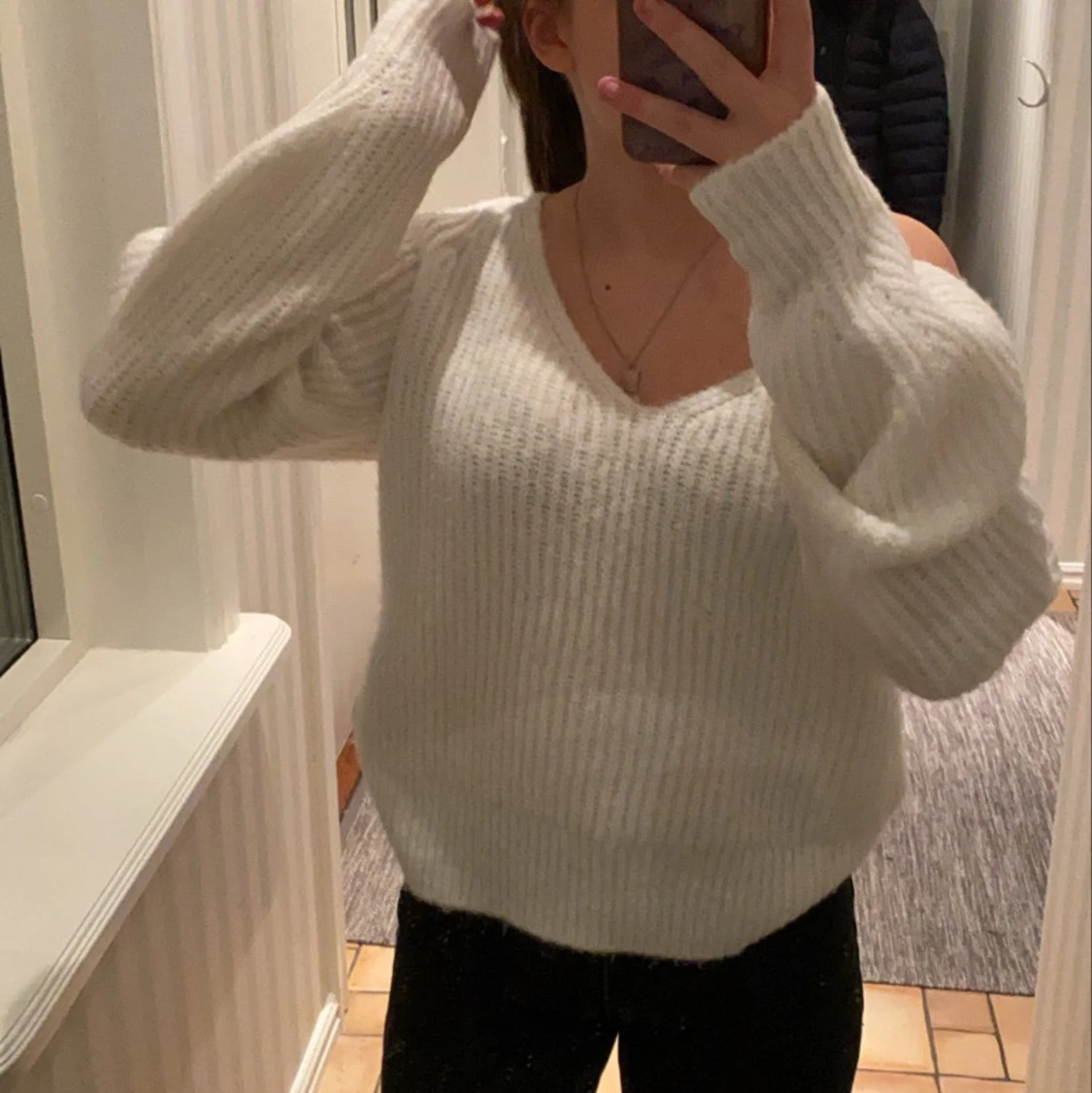 Skit mysig stickad tröja