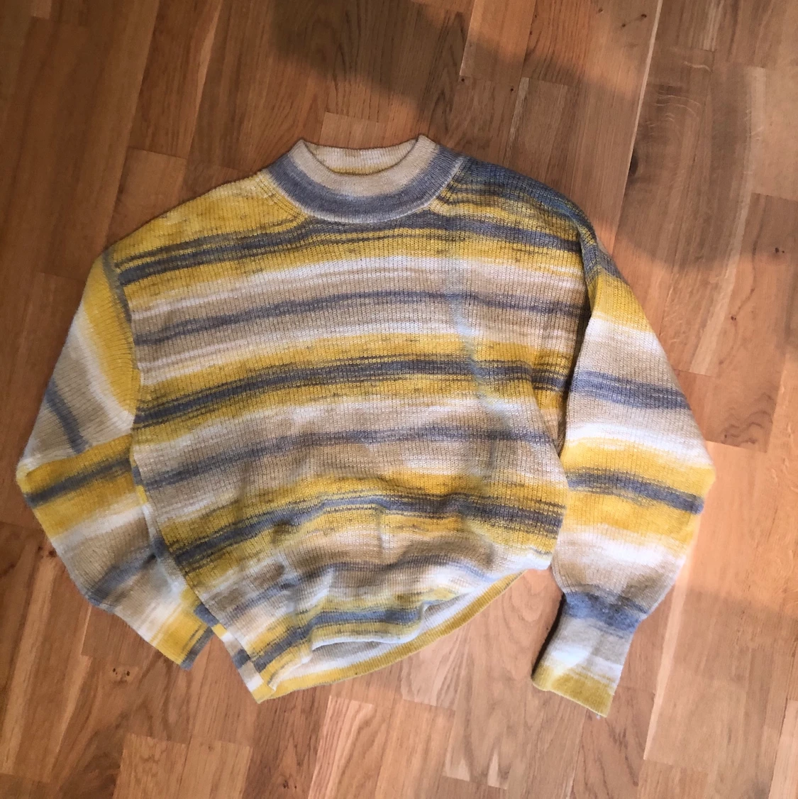 Stickad tröja från WEEKDAY - 90