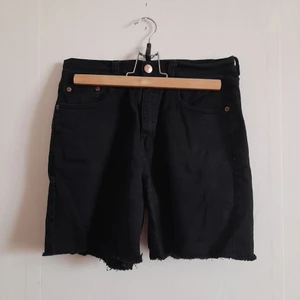 Jeansshorts  - Avklippta jeans 