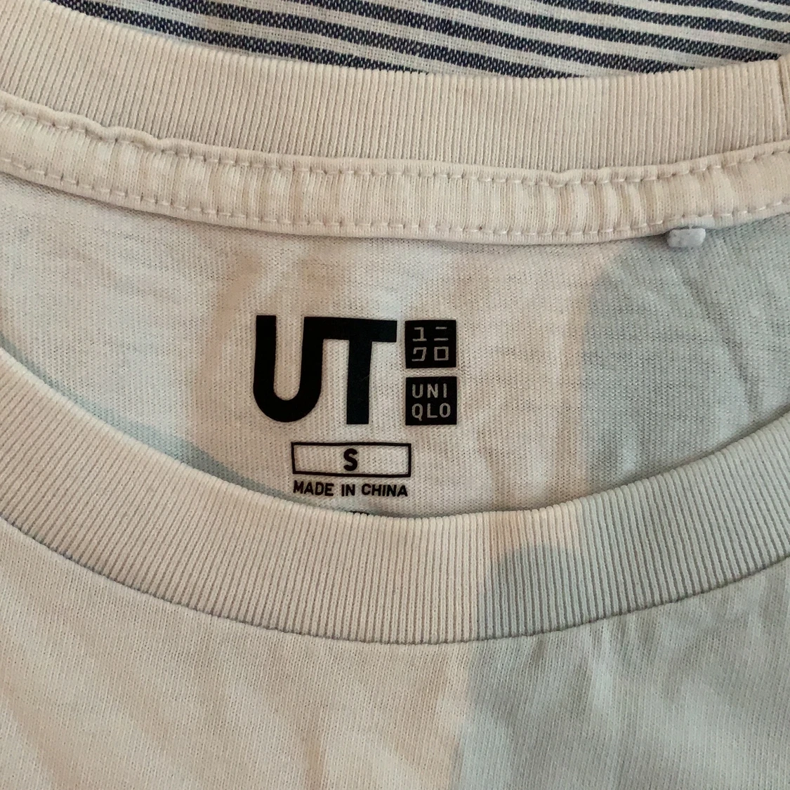 UNIQLO KAWS t-shirt storlek M - 91