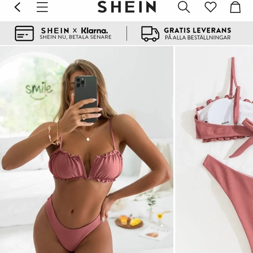 Säljer helt oanvänd bikini från Shein, säljer pga passade inte mig. Både topp och underdel! Superfin färg och jättefin, och är sann i storleken!. Övrigt.