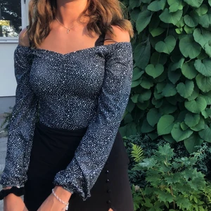 🤎jättefin body🤎 - En body ifrån Bikbok🤍