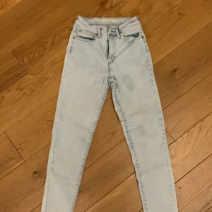 Levi’s jeans - Ljusblå jeans från Levi’s. Storlek 27 tum.