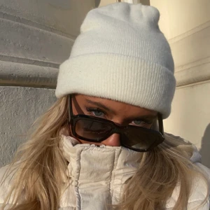 Solglasögon Chimi Eyewear - Solglasögon från Chimi Eyewear. Fodral och allt ingår! 