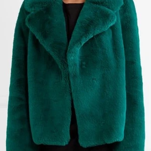 Ny jacka - Helt ny jacka, Storlek s, frakt tillkommer!