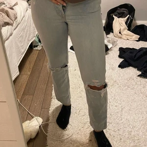 Jeans hm  - Säljer jeans från hm storlek 38 i ett bra skick!!