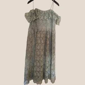 Sommarklänning  - Använd en gång stl 38