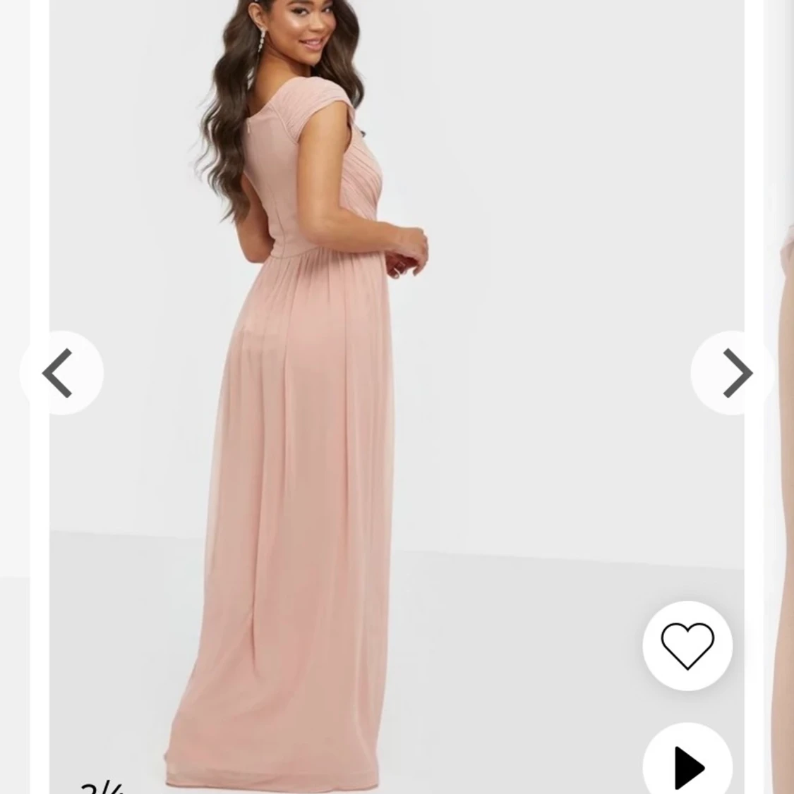 Brudtärne/balklänning - 90