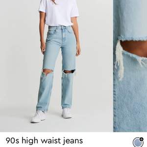 Populära 90high waist jeansen ifrån ginatricot, säljer pga dem aldrig kommer till användning. storlek 34. 400 +frakt