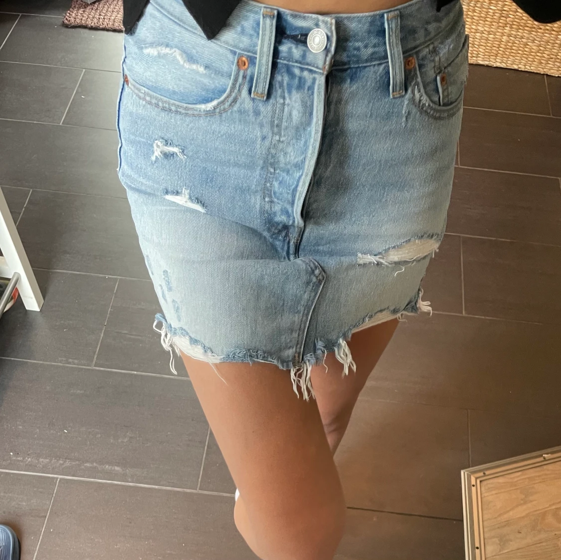 Levis jeans kjol i storlek 24 - 90