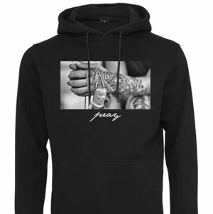 As Snygg Hoodie  - Säljer denna as snygga hoodie som jag köpte från junkyard. Den är i väldigt bra skick, kom privat för frågor och mer bilder💗🤍 PRIS KAN DISKUTERAS‼️
