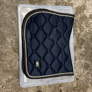 Schabrak equestrian Stockholm  - Fint skick, inte tvättat på bilden. Stl Full