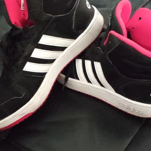 Adidas 38.5 - Fint skick