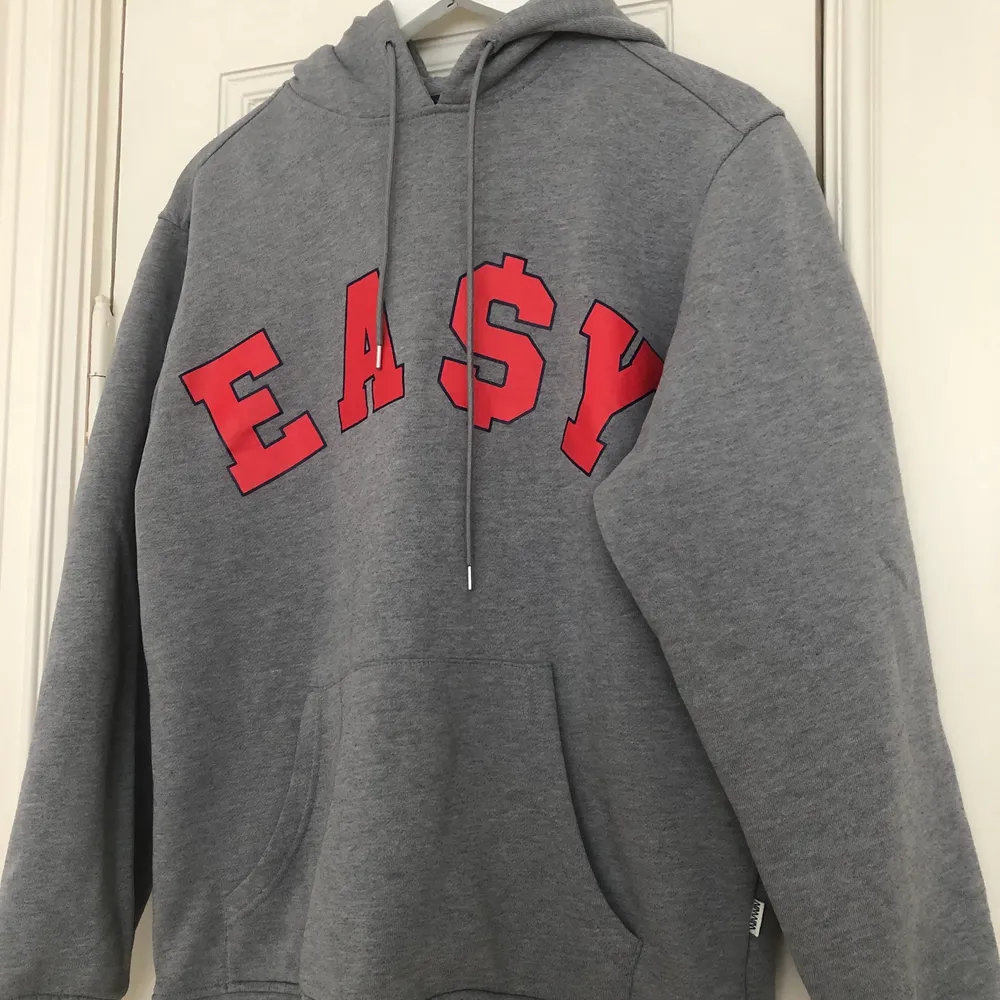 Hoodie från carlings!! Frakt kostar 66!. Hoodies.