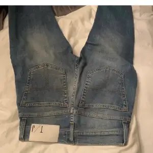 Tiger jeans dam storlek 24/32 mitt pris 300 kr använda en gång 