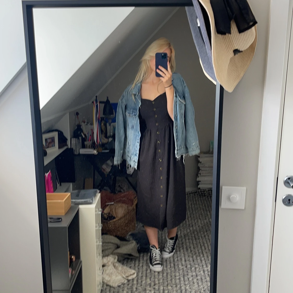 Söt knäppt klänning - 90