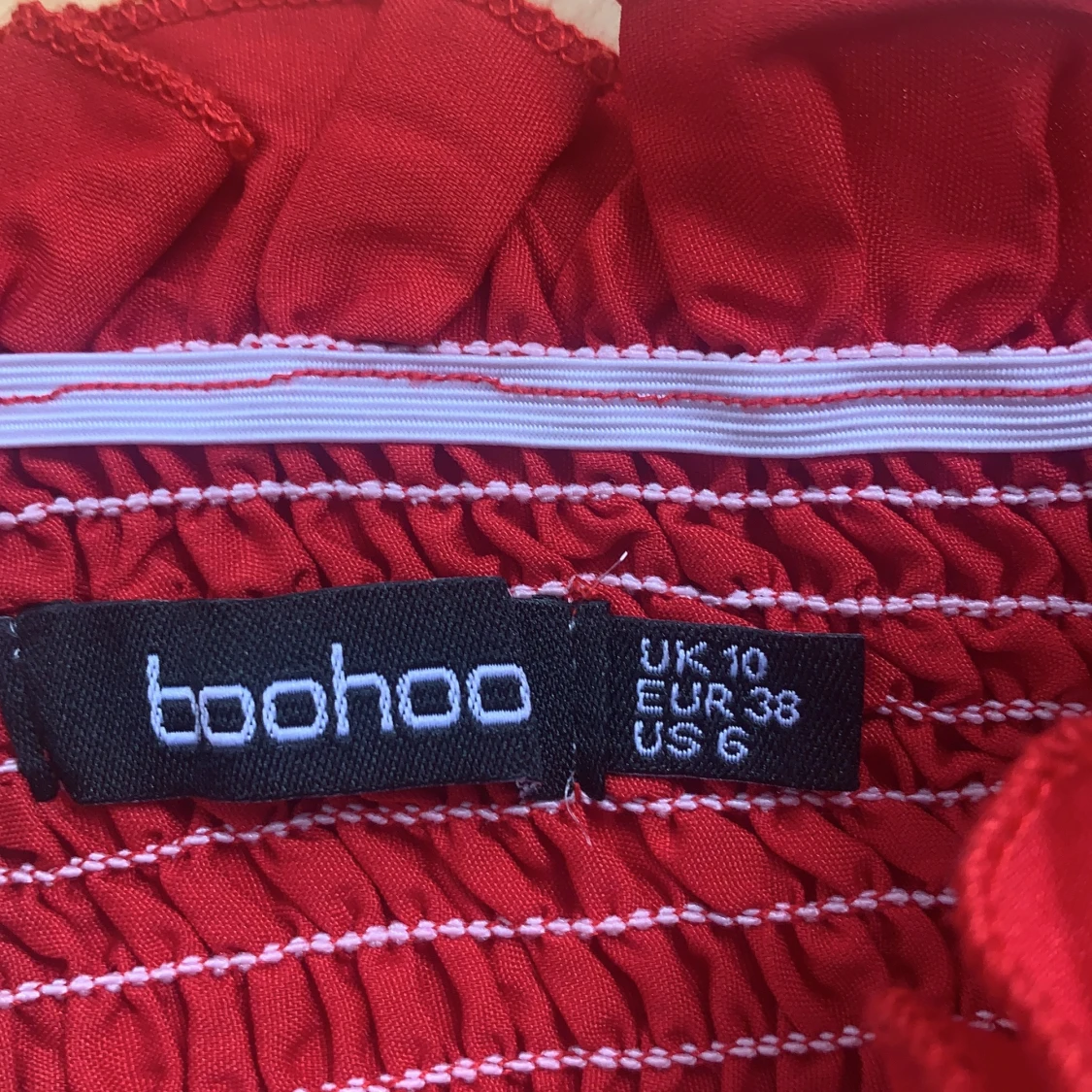 Röd topp storlek S - 90