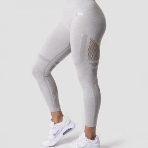 Iciw Queen Mesh tights 7/8 Light grey - Köpte fel storlek, så dem är endast testade. Så snygga och fin passform. Pris exklusive frakt 👍