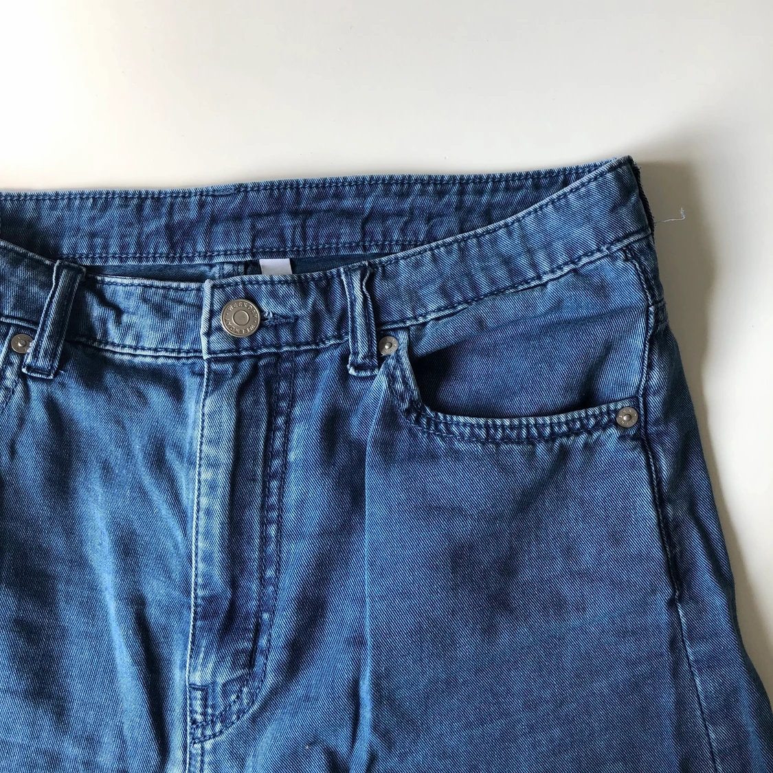 Mörkblå jeans - 91