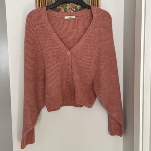 Kofta Ny från Gina  - Kofta ny från Gina strl L men skall vara lite oversize