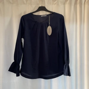 Neu M - Blus Neu storlek M 