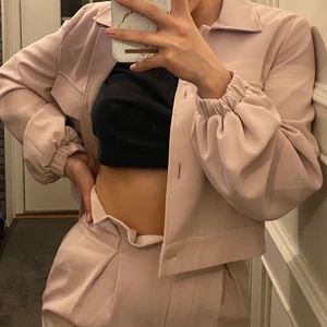 Det från NA-KD - Rosa/lila set ifrån NA-KD