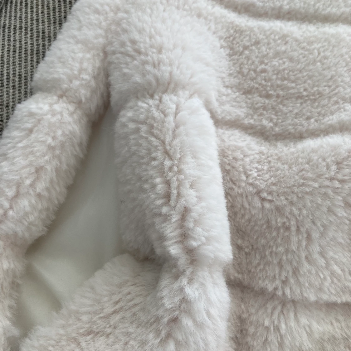 Cream Color Fur - Made in Italy - 91